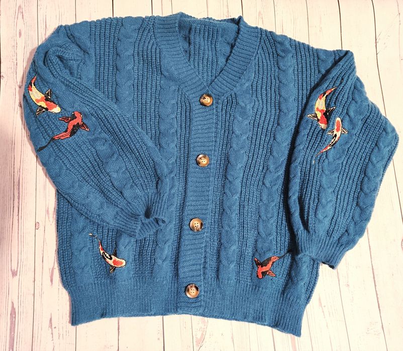 Cardigan sweter Taylor Swift niebieski koi fish speak now long live