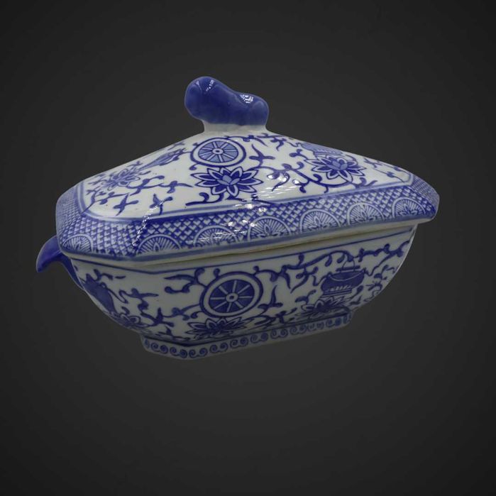 Pojemnik ceramiczny w stylu dynastii Ming b5/101961