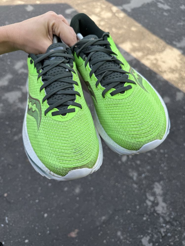 Saucony kinvara pro slime umbra мужские кроссовки оригинал 44 размер