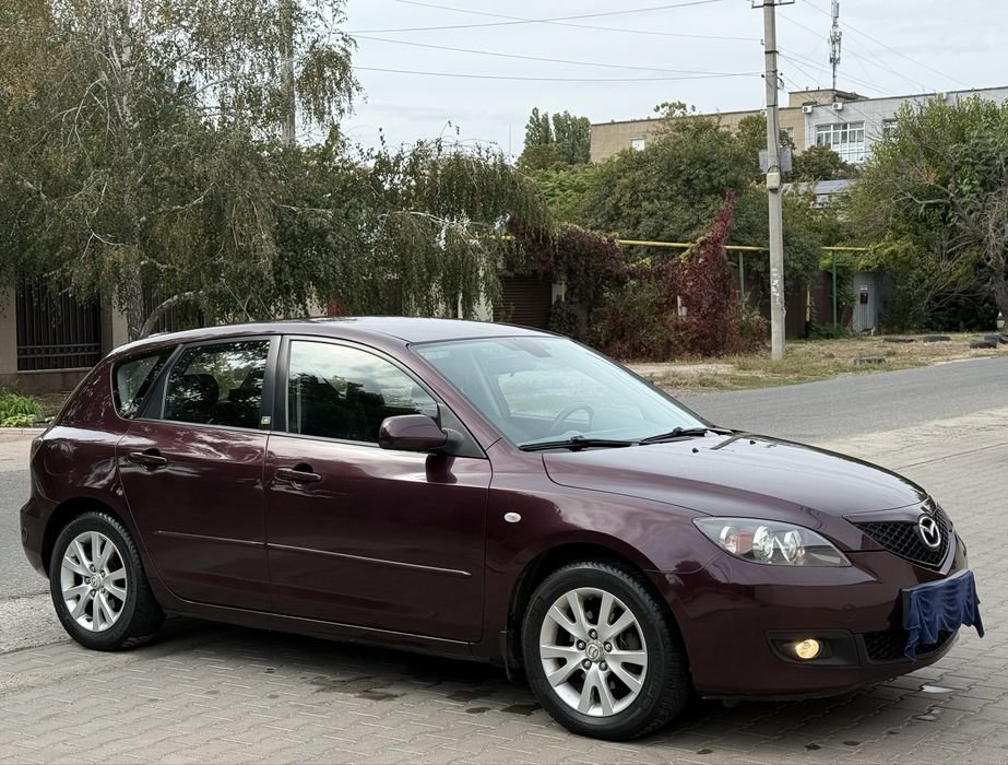 Mazda 3, 1.6 газ/бенз, АВТОМАТ, обслужена, в родной краске