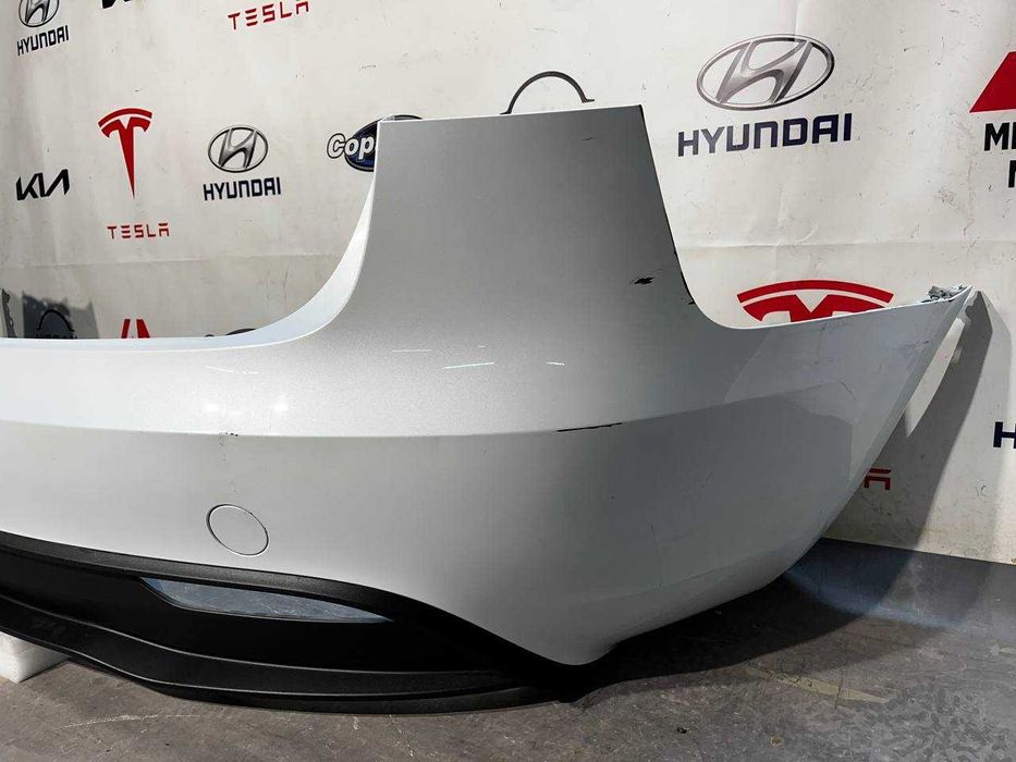 Бампер задній Tesla Model 3  Highland 1582570-02-A 2024-2025