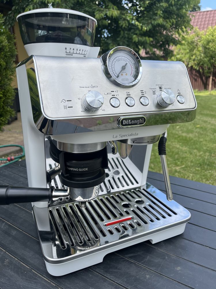 Кавоварка Delonghi La Specialista Arte EC 9155 MB