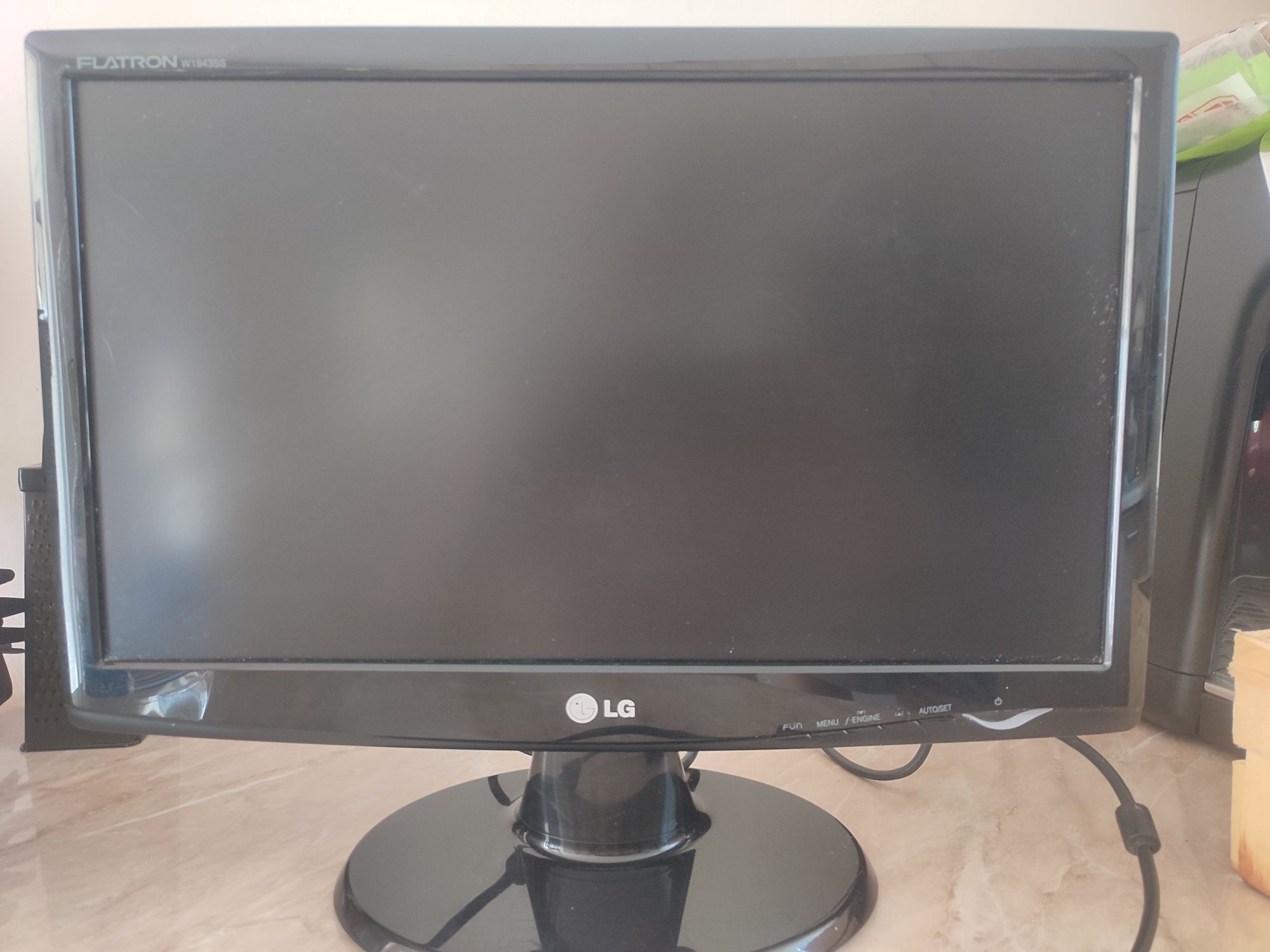 Monitor LG FLATRON W1943SS 19" | VGA
