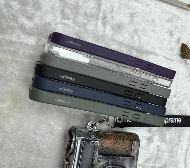 Чехол на iPhone Magsafe Spigen Ultra Hybrid 13 - 15 Pro Max для айфон