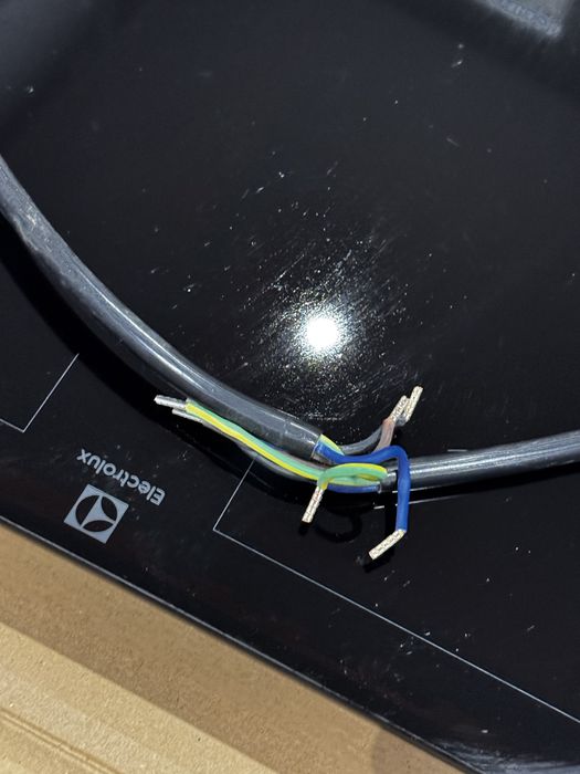 Płyta indukcyjna Electrolux EIV644 defekt