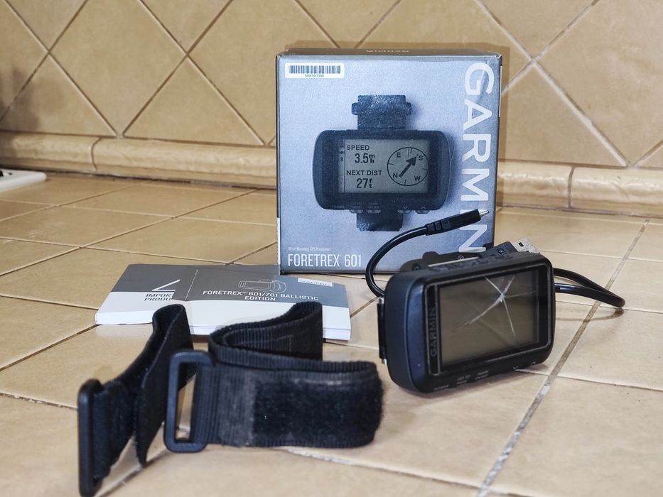 GPS навігатор Garmin fortrex 601