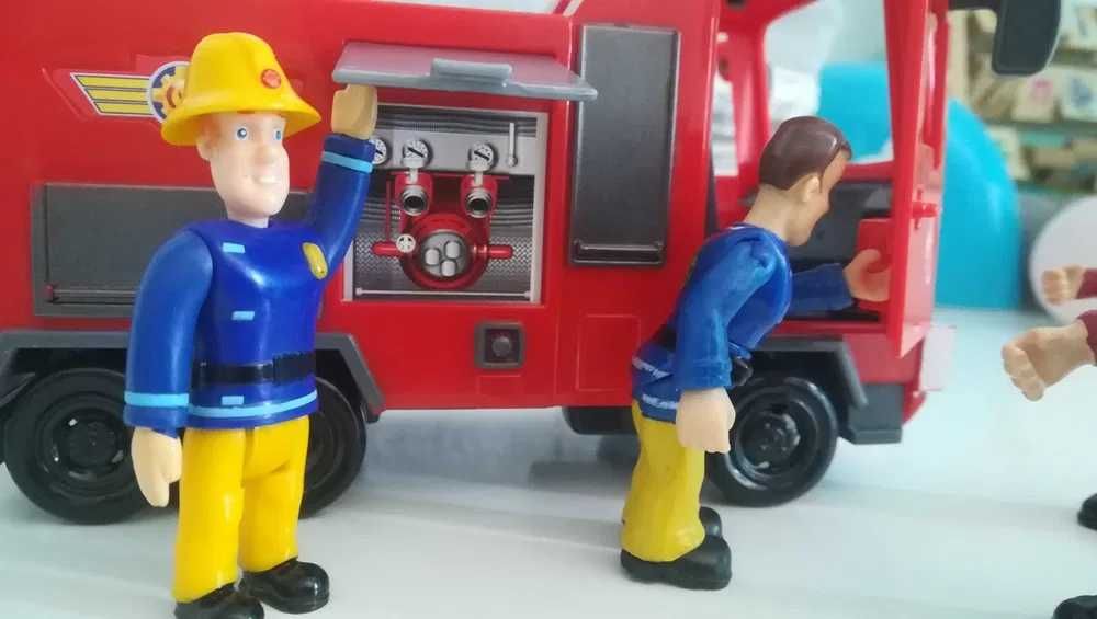 Strażak sam wóz strażacki samochód i 5 figurek