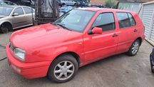 błotnik lewy przód  Volkswagen Golf III Joker