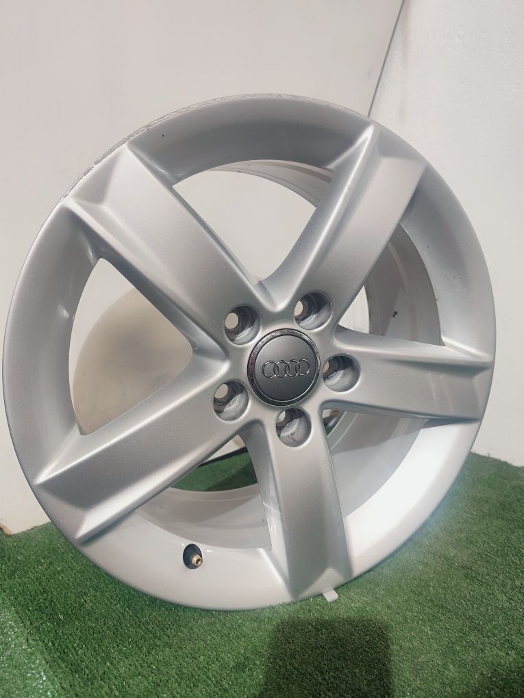 Felgi aluminiowe Audi OE 16" 7J et 46 5x112 A3 A4 A6 B8