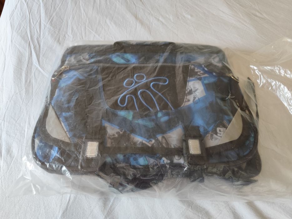 Mochila escolar Totto (nova)