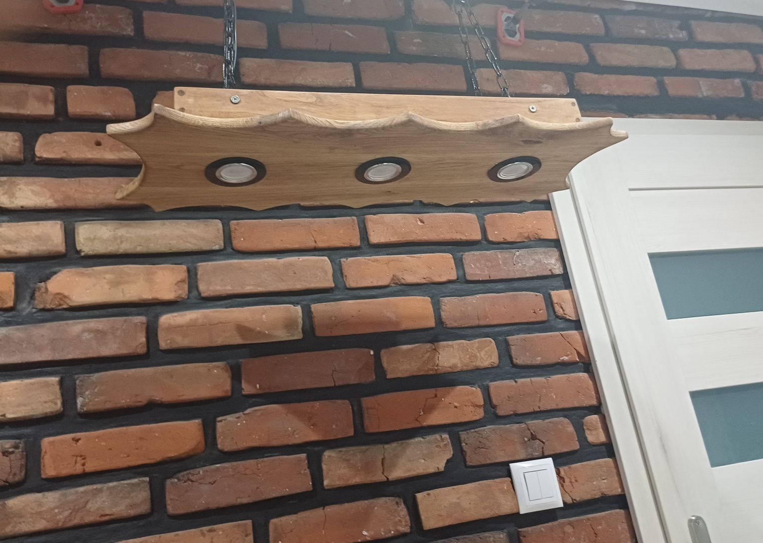 Lampa wisząca z drewna loft