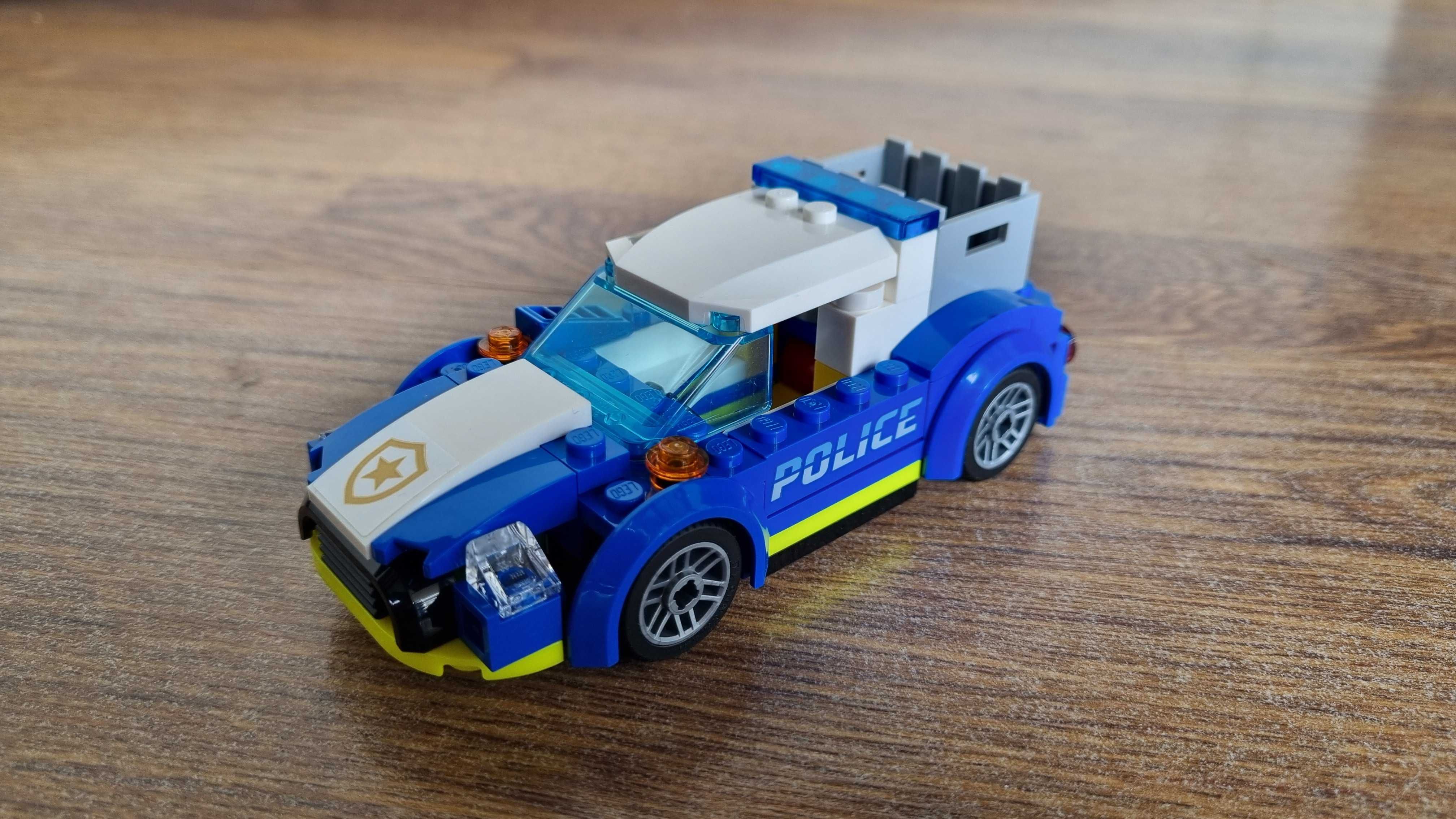 Lego CITY 60314 Samochód z lodami i policja, złożone