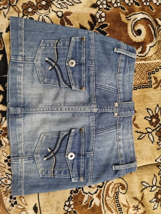 Продам спідниці для дівчинки