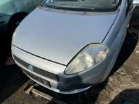 Fiat Grande Punto części lampa lusterko drzwi tłumik silnik 1.2