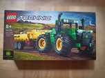Lego technic traktor John Deere