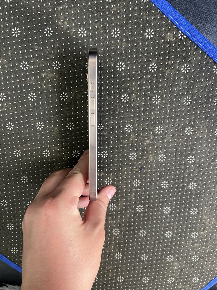 Продам iphone 16 Pro/ 128GB Desert Titanium