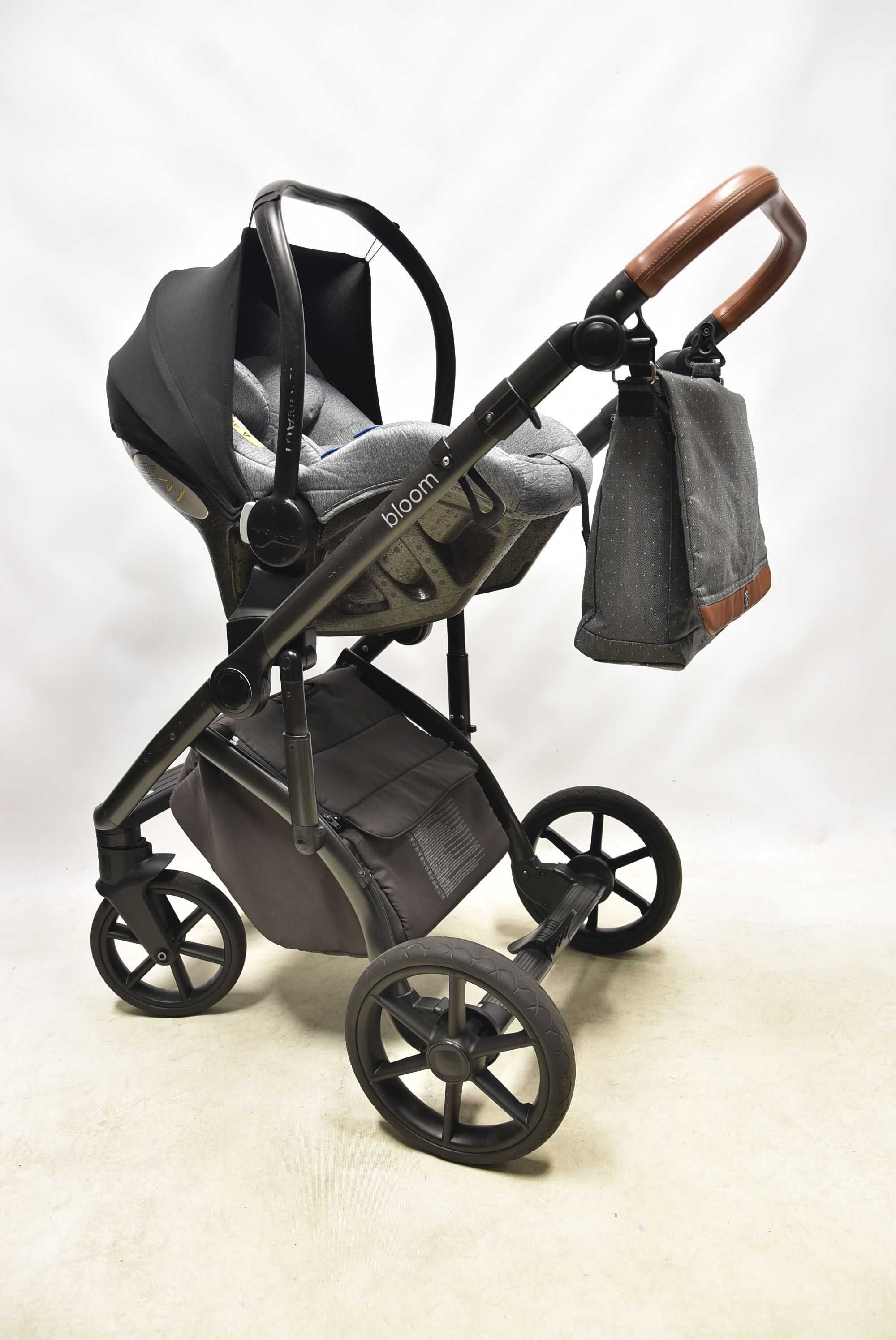 Roan Bloom 3w1 z fotelikiem Avionaut Pixel 0-13kg - DARMOWA WYSYŁKA!