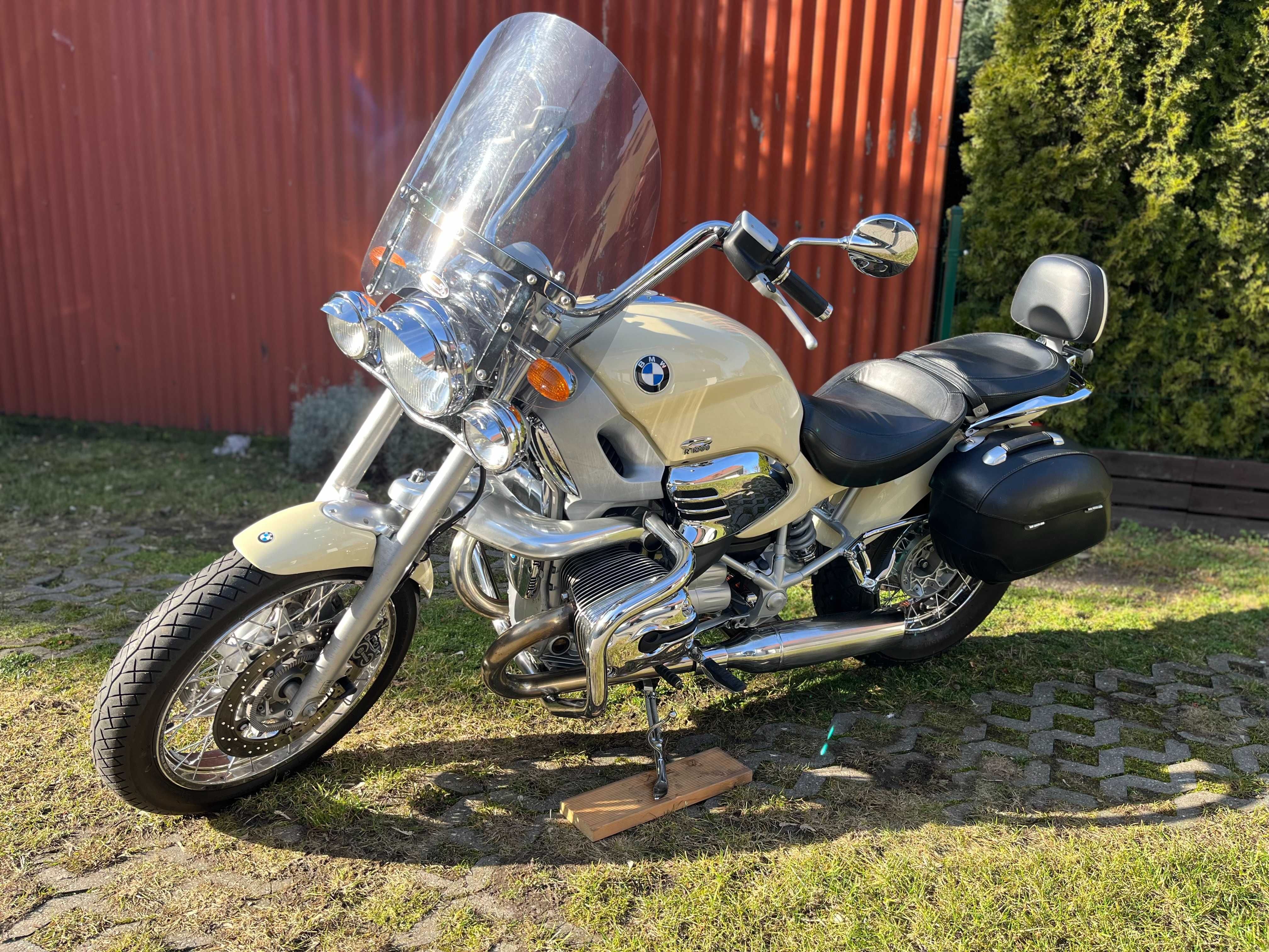 BMW R1200C - Bond