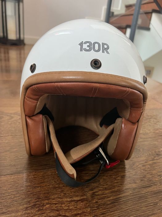 Motorcycle helmet