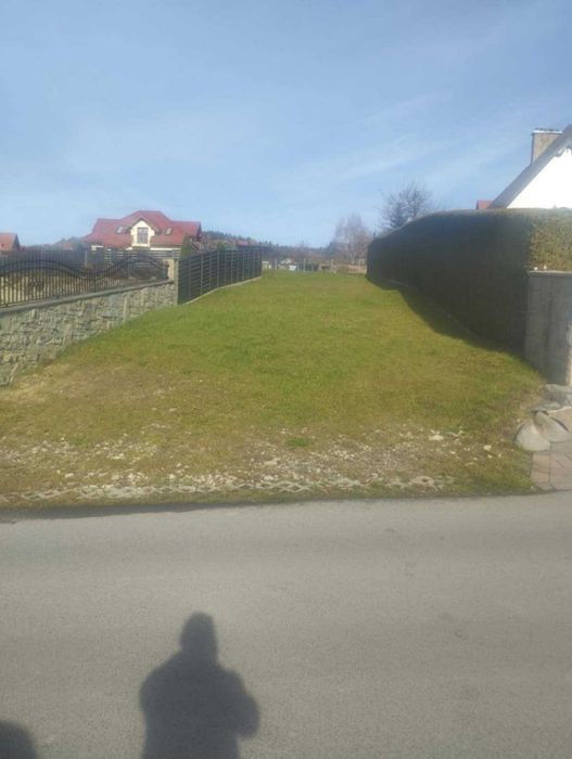 Działka na sprzedaż