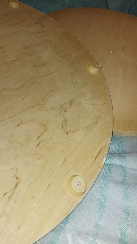 Duas Madeiras circulares pesadas