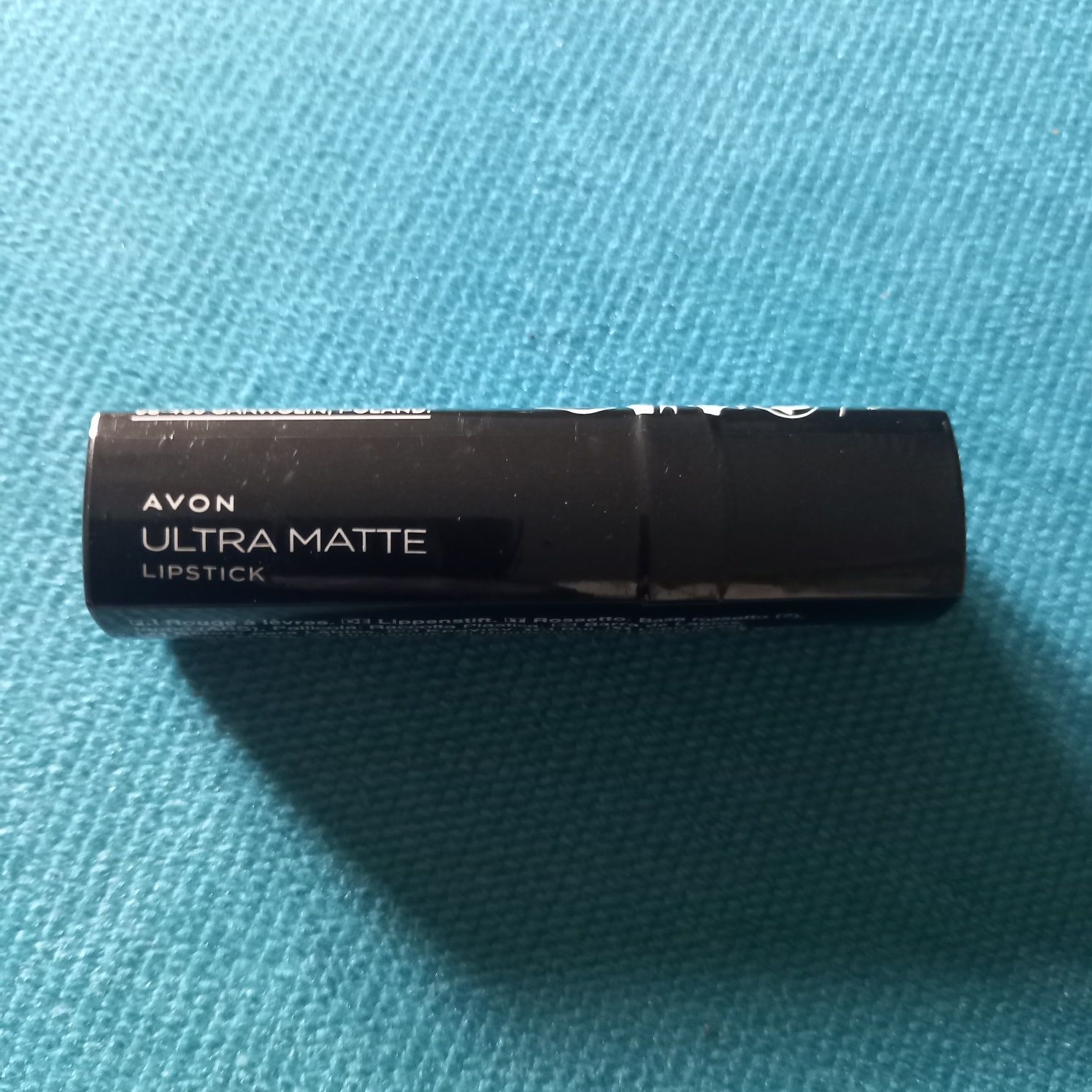Avon Ultra Matte szminka Testy