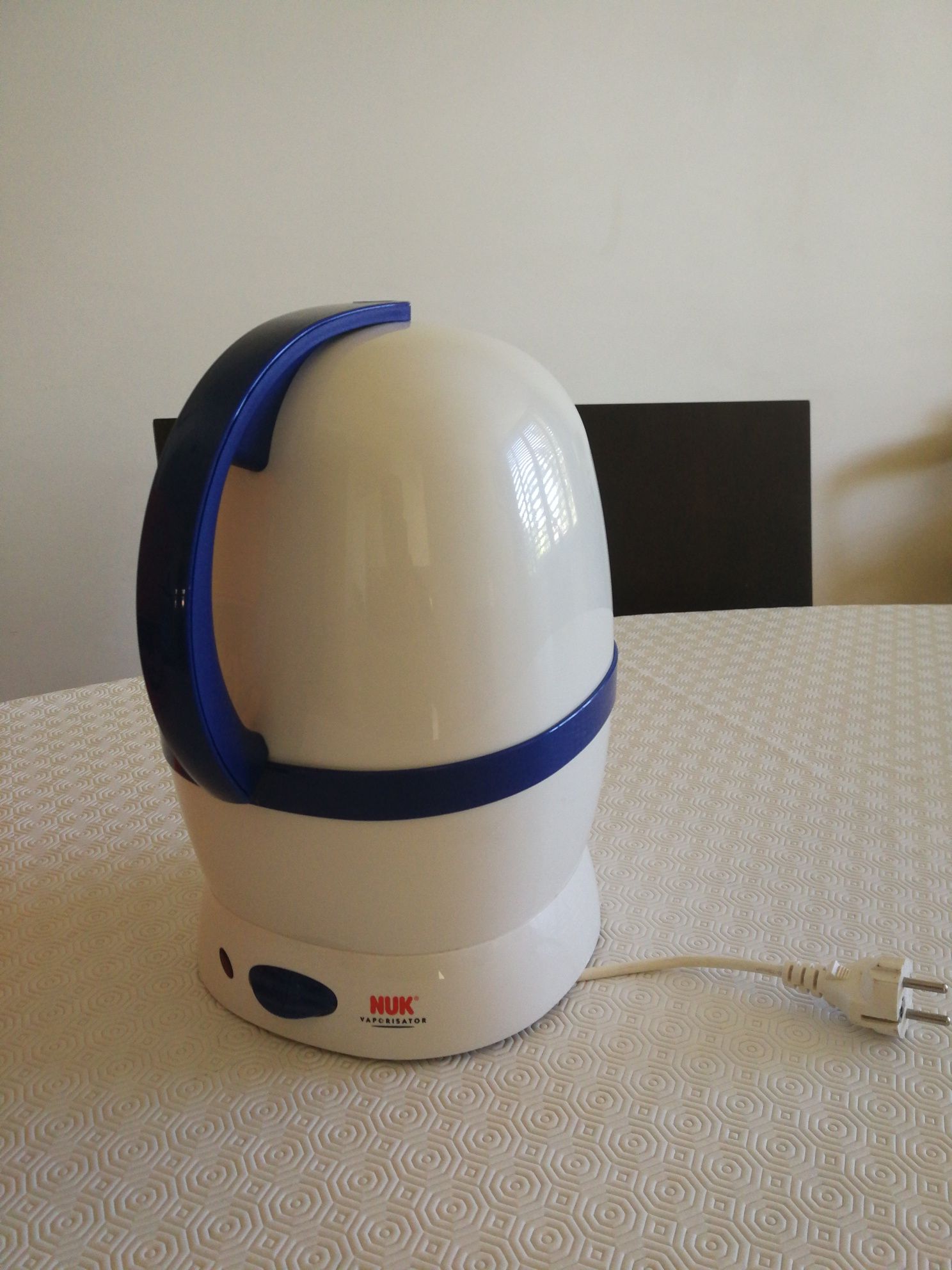 Esterilizador Vaporizador Nuk para biberões e acessórios de bebé