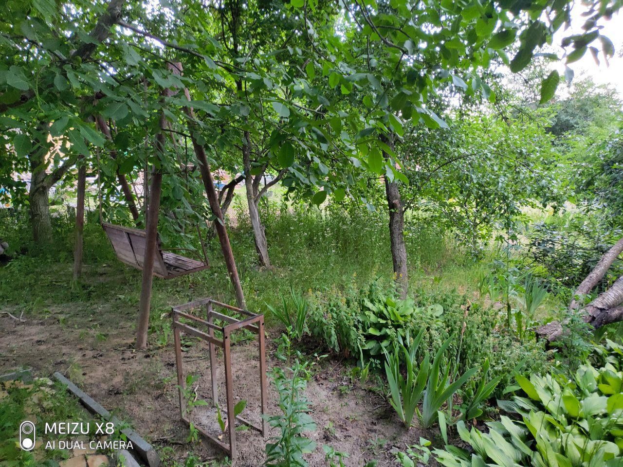 Продам дачу з басейном, в селі "Петрушки" від власника