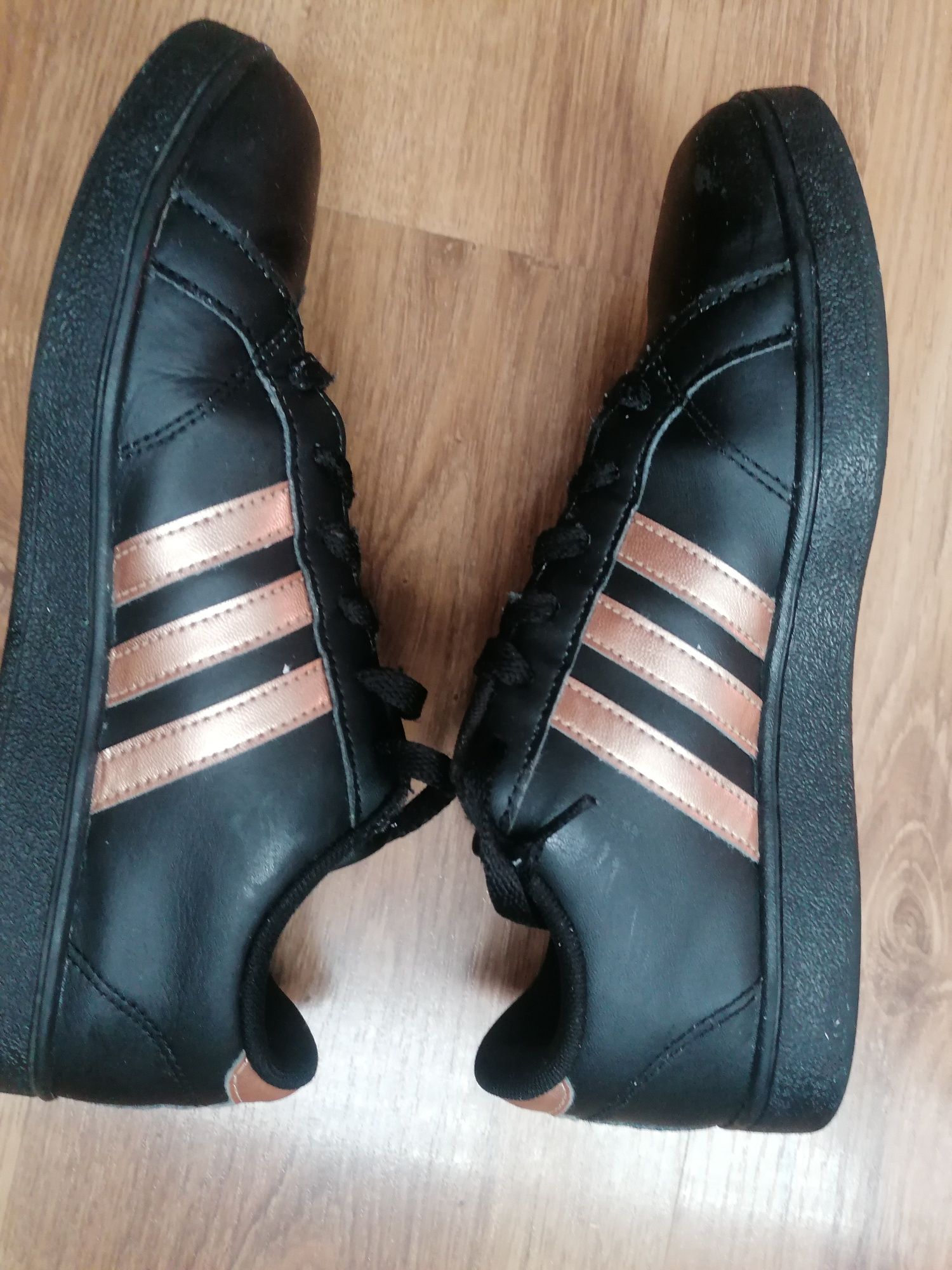 Buty obuwie damskie Adidas rozmiar 38 2/3 Stan dobry