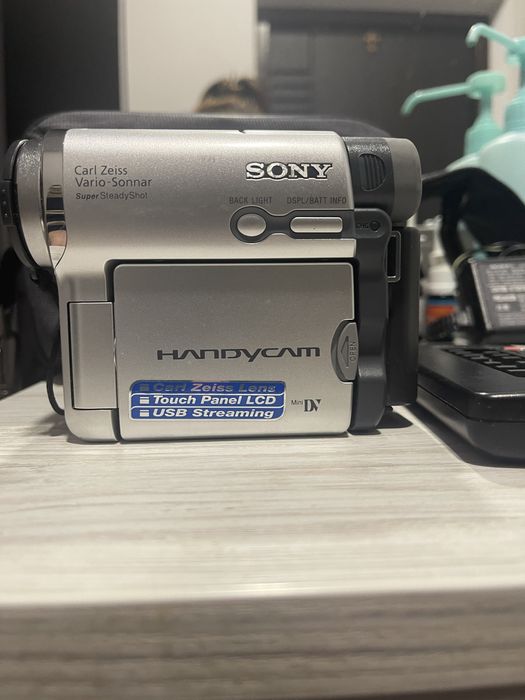 Кинокамера soni