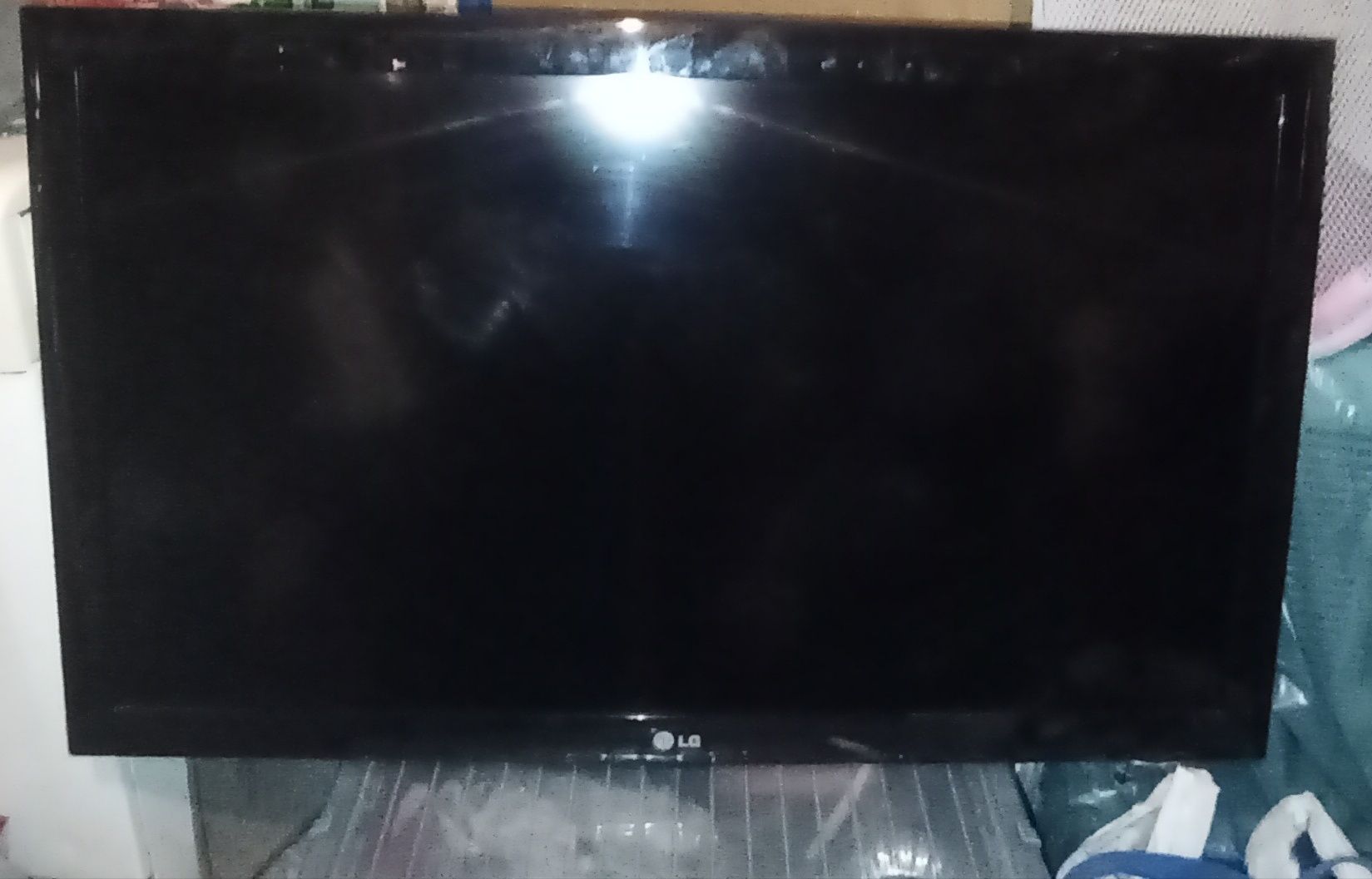 Telewizor LCD LG uszkodzony