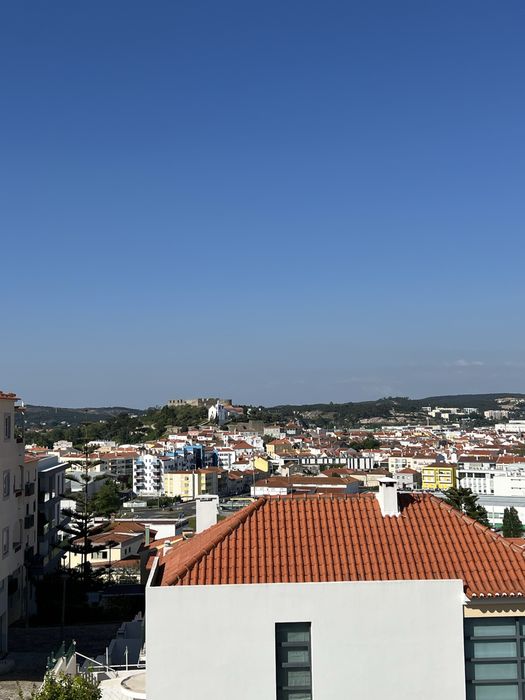 Moradia Geminada T3+2 Centro de Torres Vedras