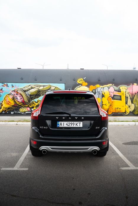 Volvo XC60 2013 2.0 дизель R-design