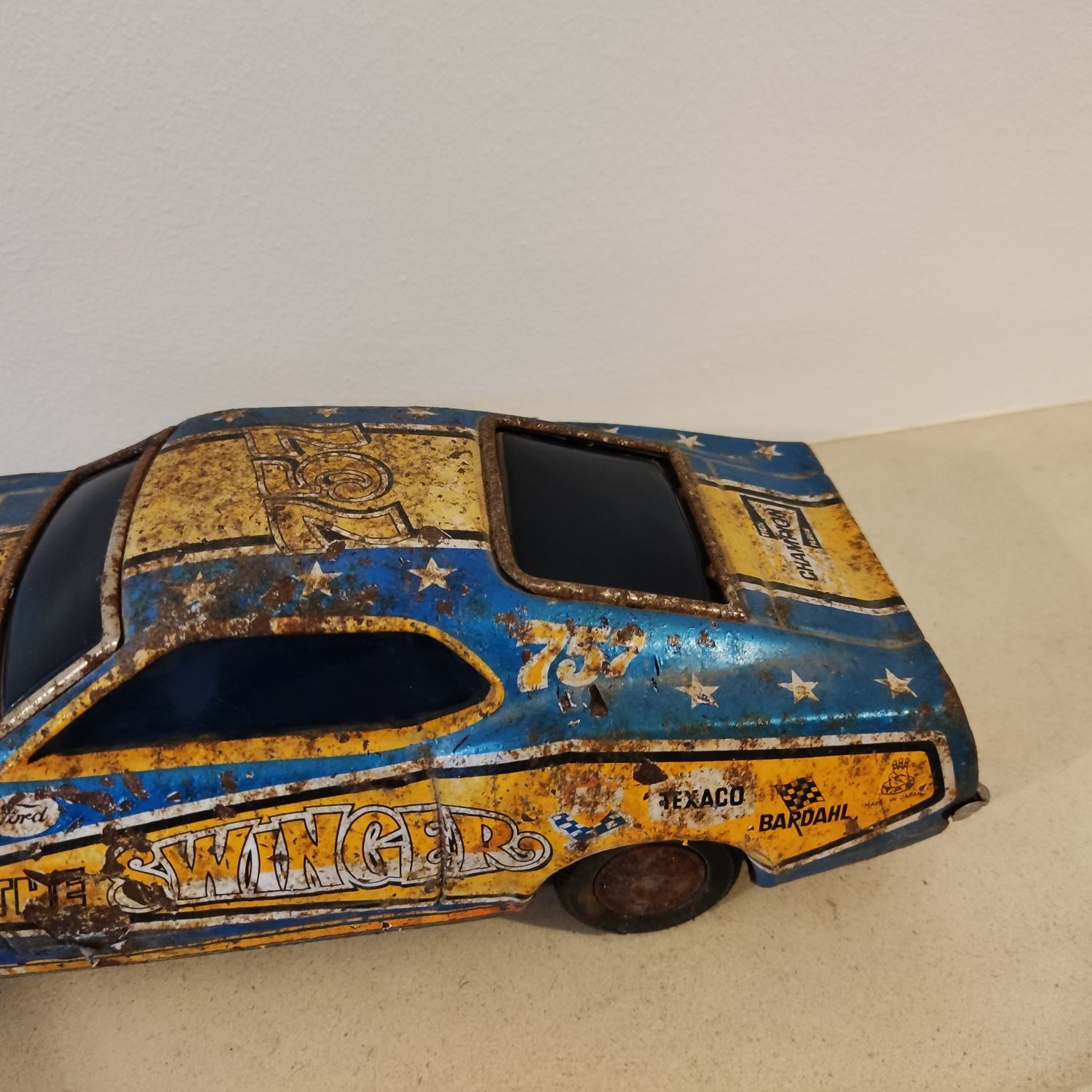 Brinquedo, Carro de Lata antigo - Raro Mustang Azul Swinger TIN TOY