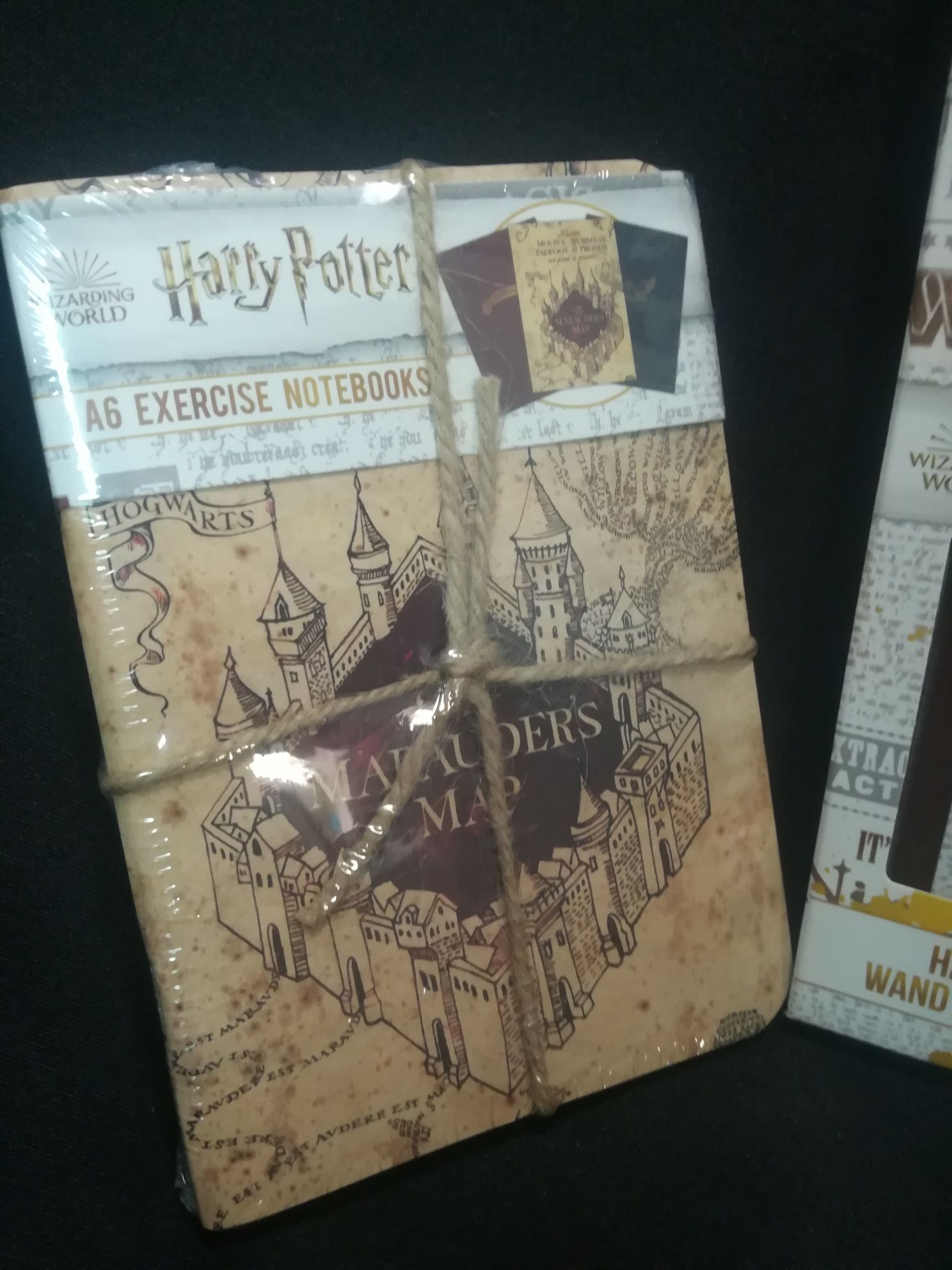 Conjunto 3 cadernos A6, lápis e caneta Harry Potter