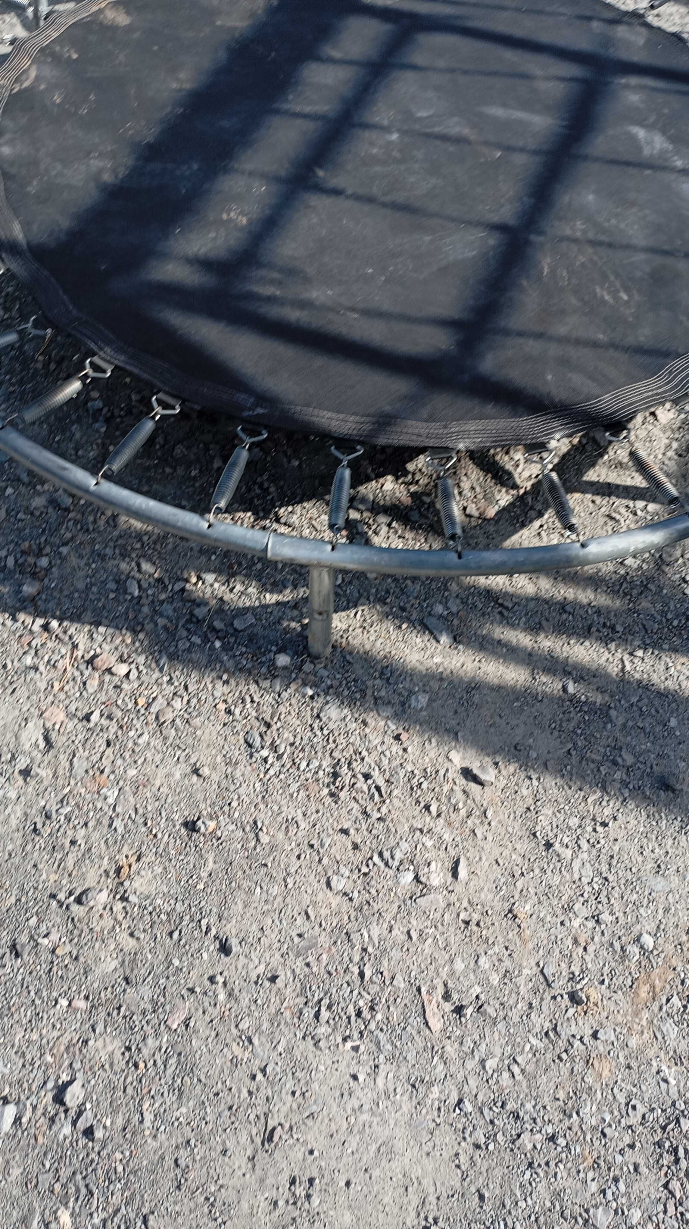 Sprzedam używaną trampolinę