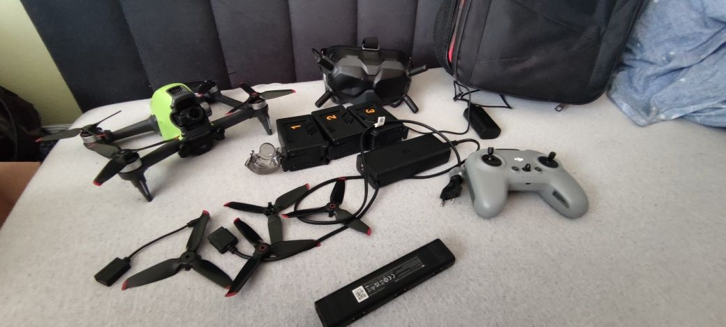 Dji FPV fly more combo zestaw sprawny