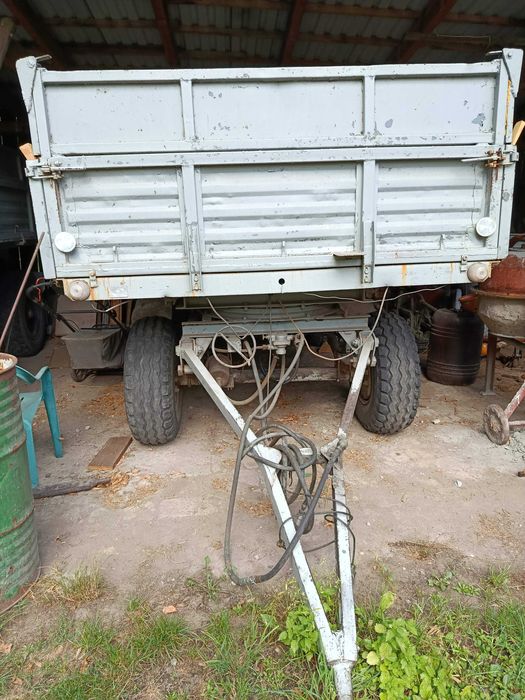 Przyczepy  d 732 2 sztuki