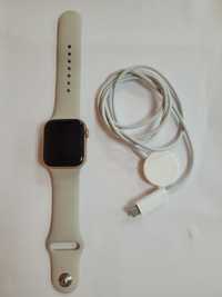 Смарт-годинник Apple Watch SE 40mm