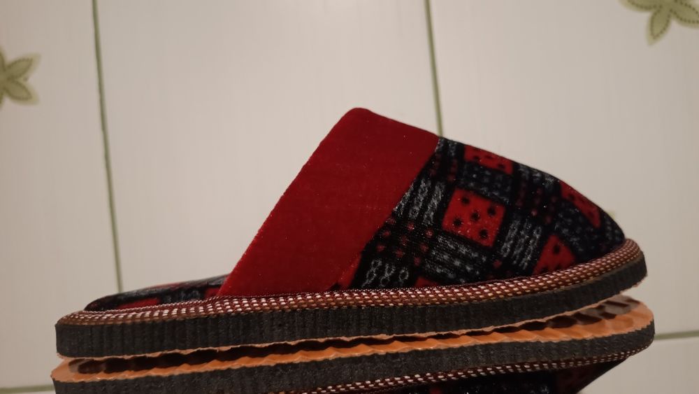 Super lekkie damskie kapcie / pantofle domowe, Rozmiar S/M, 23 cm