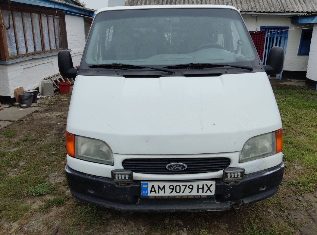 Ford Transit 2.5