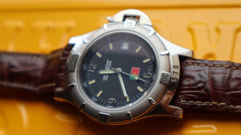 Camel trophy  watche Team Professional