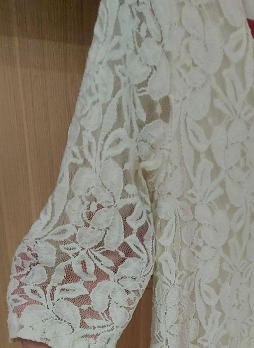 Koronkowa kremowa kappAhl 40 / 42