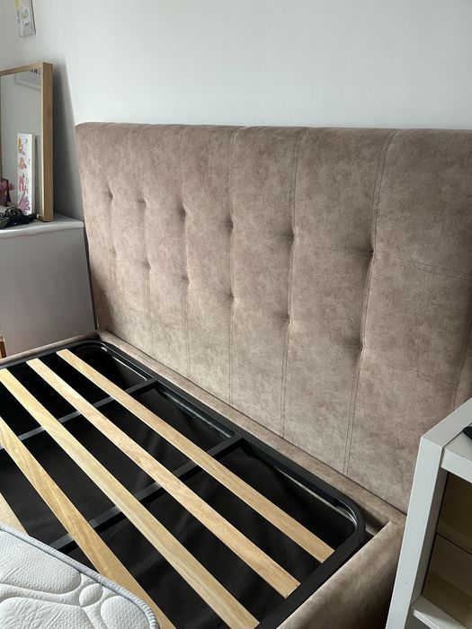 Cama com cabeceira Camel