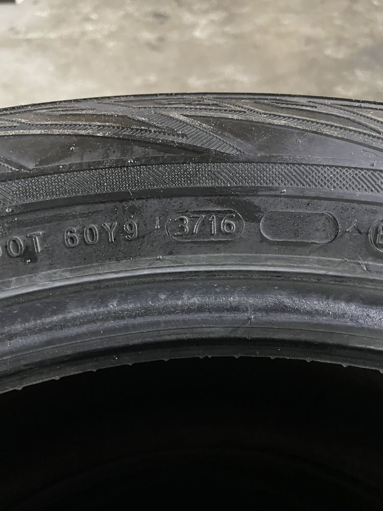 Nokian WR Suv 3 235/55 r20 зима