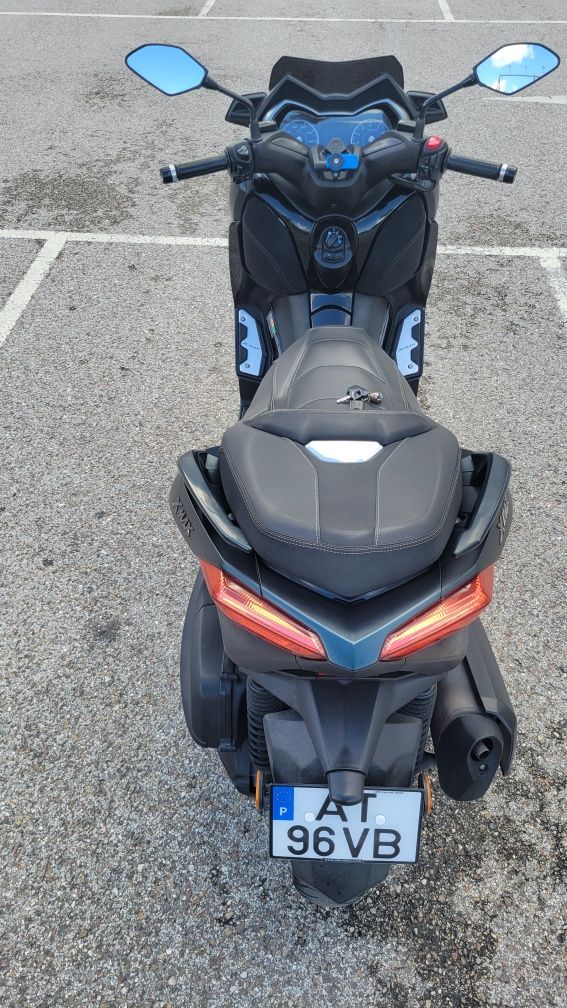 Yamaha X-MAX 300 Tech Max 2023