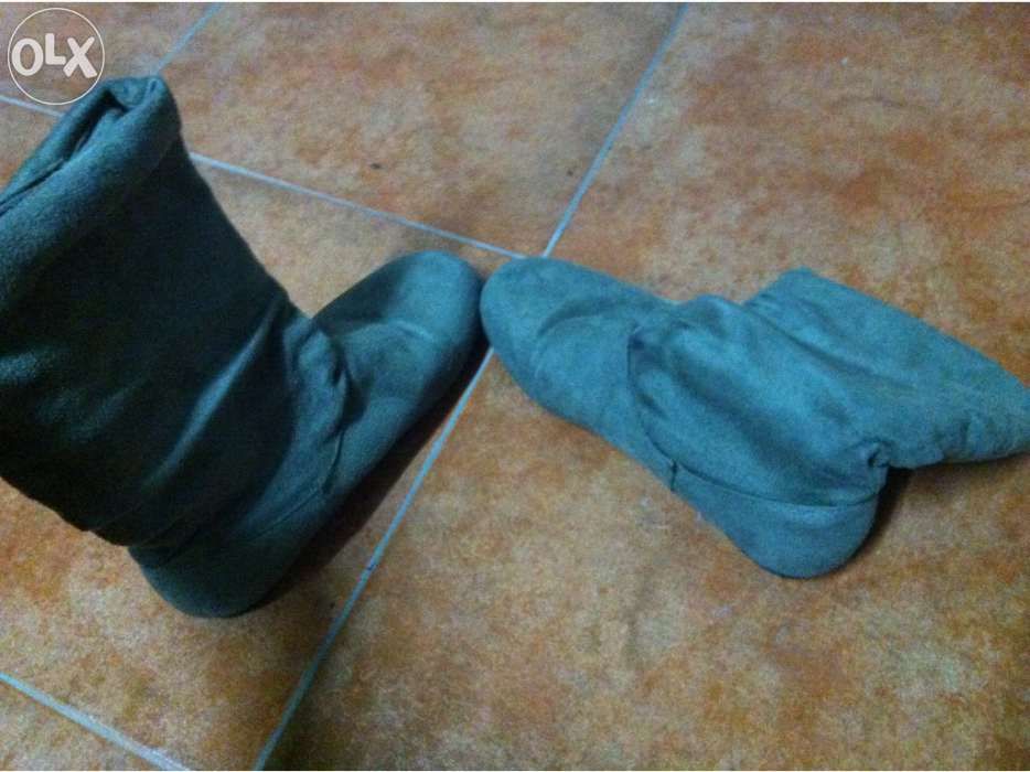 Vendo botas verdes