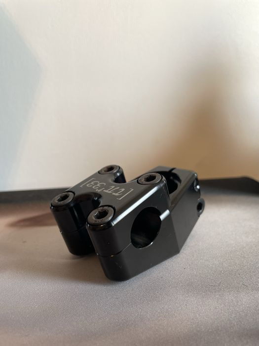BMX MTB mostek Three V2 33 mm Vorbau