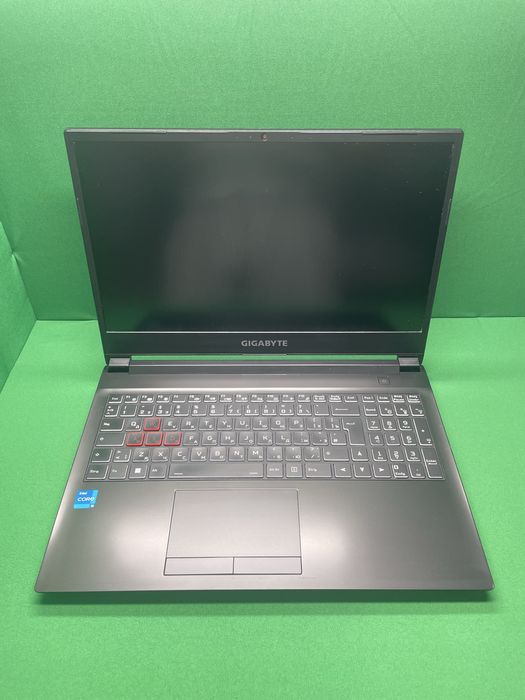 Gigabyte G5 KD i5-11400H / RTX 3060 / 16GB / 1TB / 144Hz