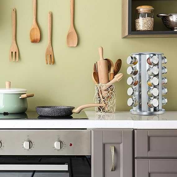 Przyprawnik. Karuzela na przyprawy z 20 słoiczkami obracane o 360°.098